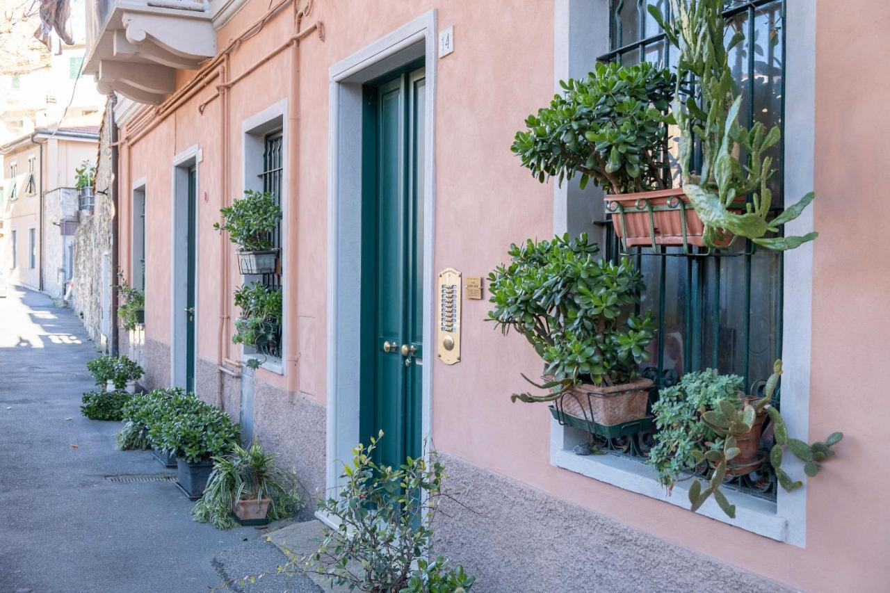 Noliday Riviera Sea View Luxury Apartment Exterior foto